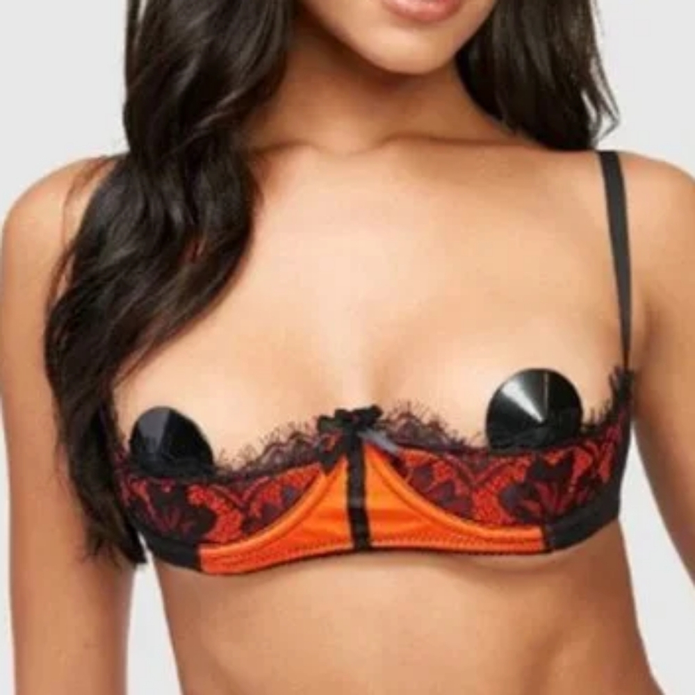 Fredericks Of Hollywood Lux bra Size 12 (Fits 32B & 32C)
